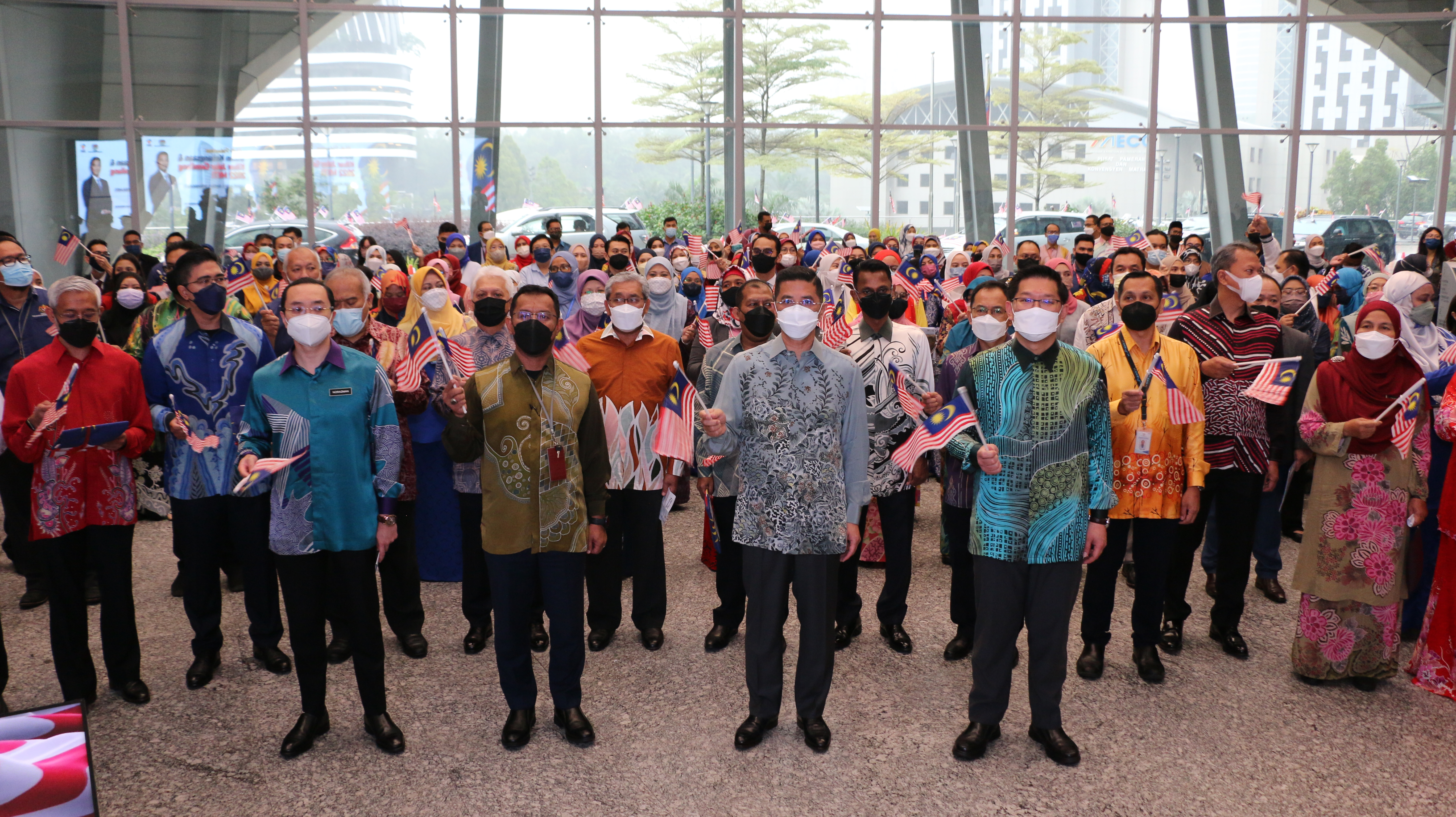 Majlis Pelancaran Bulan Kebangsaan Kibar Jalur Gemilang 2022 MITI